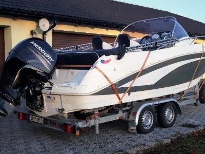 Galia 630+Mercury 150+podvozek