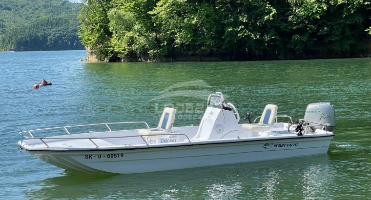 Sportyacht 500 XL bass boat