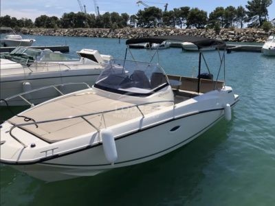 QUICKSILVER Activ 675 SUNDECK