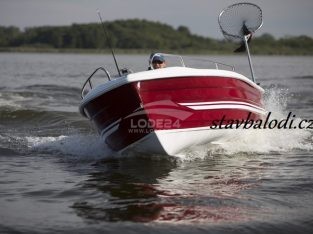 Motorový člun CL 470 Open