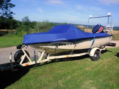 OWENS – YAMAHA 40HP – přívěs