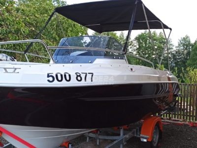 An marin boats QX562 Console