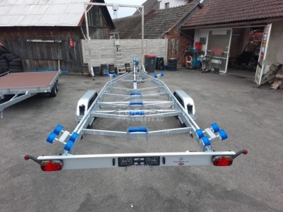 LODNI PRIVES BOCKMANN 3500