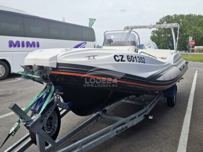 Motorový člun Zar 57 Formenti