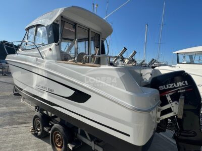 Beneteau Antares