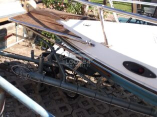 predám čln s prívesom