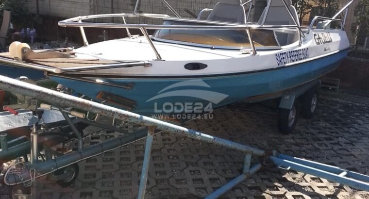 predám čln s prívesom