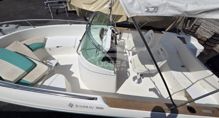 JEANNEAU CAP CAMARAT 625